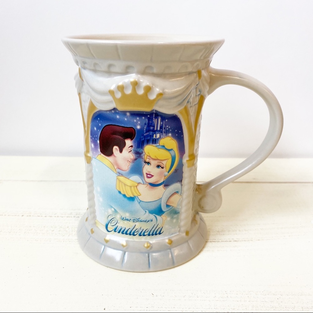 Disney Cinderella Prince Charmin Fairytale Couple 3D Castle Coffee Mug Cup
